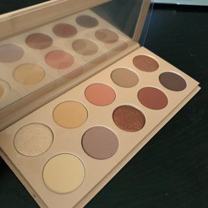 KKW ‘classic’ Eyeshadow palette BNIB*